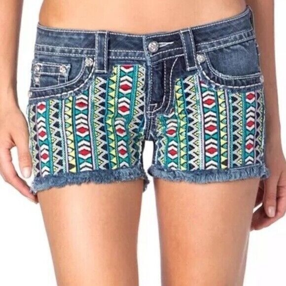 Miss Me Women's Sz 32 Aztec Tribal Print Embroidered Stitch Raw Hem Shorts